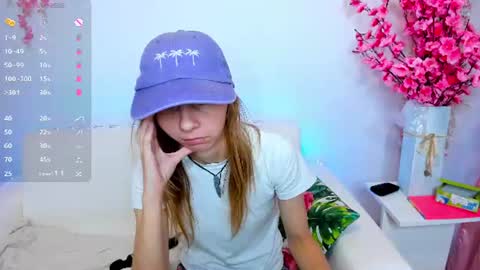 Snapshot of _mari_so chatting on 08.03.26 Scarlett online show from 08.03.26