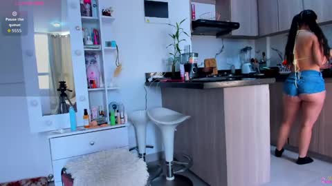 Maria Angel online show from 06.05.26