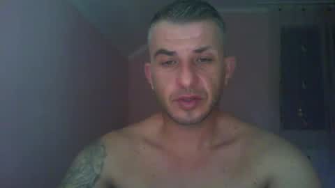 Snapshot of _marrrio chatting on 12.25.24 _marrrio online show from 12.25.24