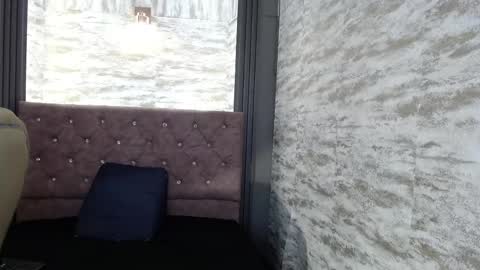 Snapshot of _mave chatting on 04.29.26 Mave online show from 04.29.26