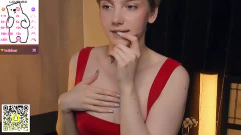 Snapshot of _medal_of_horny_ chatting on 06.25.26 Elva and Kate online show from 06.25.26