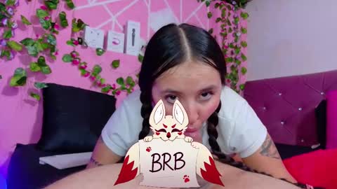  Mia y Mike  online show from 10.04.25