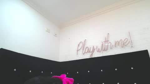  Mia  online show from 03.07.25