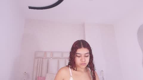Mia  online show from 06.25.26