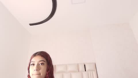 Mia  online show from 07.28.26