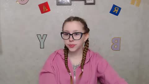 Snapshot of _miraterri_ chatting on 02.22.25 Mira online show from 02.22.25