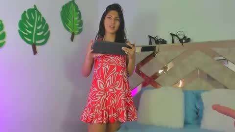 Khloe  online show from 02.10.25