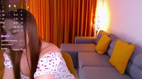 Mia online show from 03.06.25