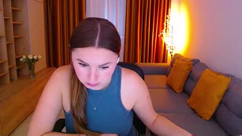 Mia online show from 03.11.26