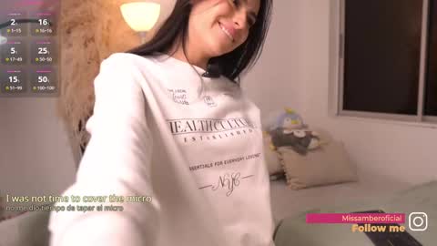 Snapshot of _missamber chatting on 03.07.25 Vale online show from 03.07.25