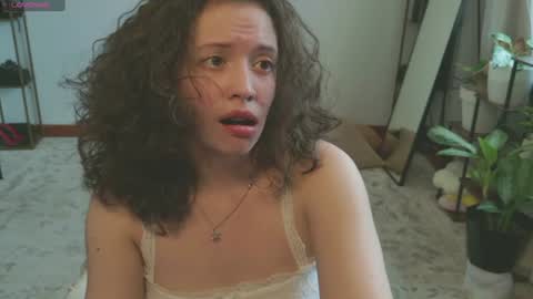 Snapshot of _missmariaa_ chatting on 06.27.26 Mara Independent model online show from 06.27.26