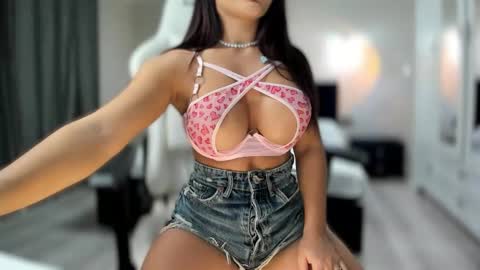 Snapshot of _missperfection_ chatting on 02.15.26 .. my fav tip 1120040012123335 online show from 02.15.26