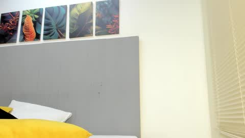 _molly_rosse_ online show from 10.13.25