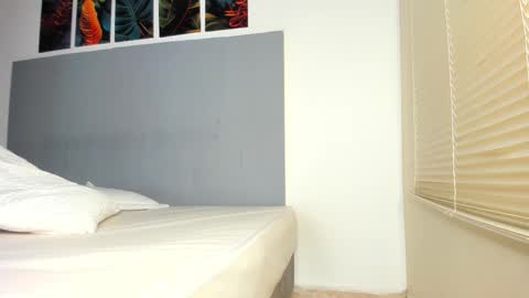 _molly_rosse_ online show from 11.19.25