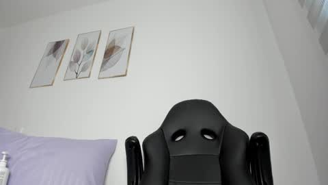 _molly_rosse_ online show from 05.15.26