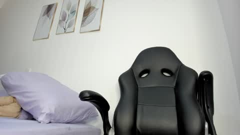_molly_rosse_ online show from 05.18.26