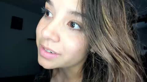     liaaa 4u online show from 12.04.24