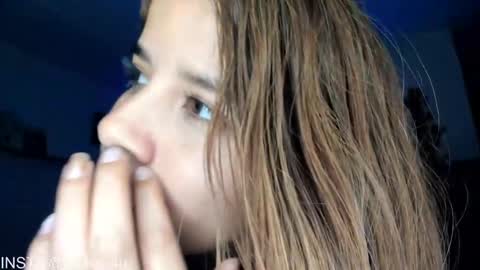     liaaa 4u online show from 12.20.24