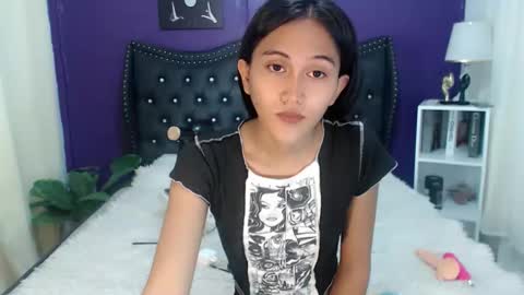 Snapshot of _nakedsabrina chatting on 04.24.26 jenny claire online show from 04.24.26