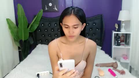 Snapshot of _nakedsabrina chatting on 05.05.26 jenny claire online show from 05.05.26