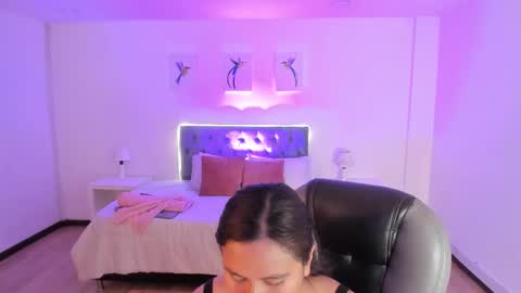 Natalie online show from 01.14.26