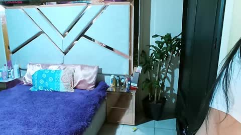 Natasha Rodriguez independent model online show from 12.05.24