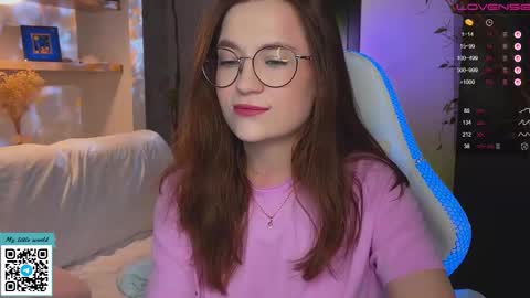 Mia with a big heart  online show from 11.26.25