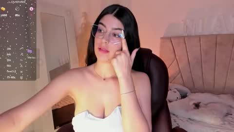 Niah  You can call me Ni or cutie haha online show from 01.18.25