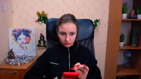 Snapshot of _nicole_new chatting on 12.29.24 Nica online show from 12.29.24