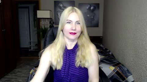 Donella    online show from 02.14.25