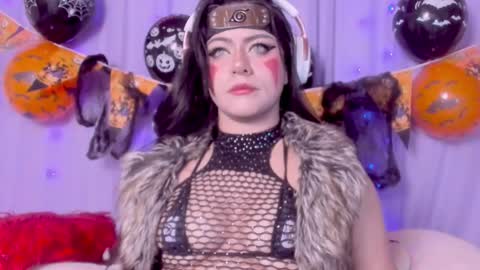 niiky online show from 10.10.25