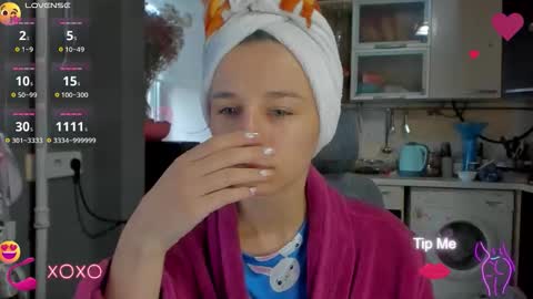 Nika online show from 10.15.25