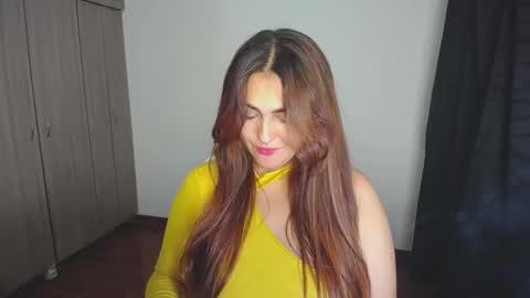 Nina  online show from 12.22.24