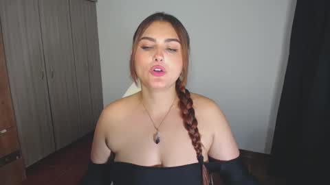 Nina  online show from 12.30.24