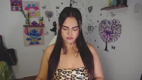 Nina  online show from 10.12.25