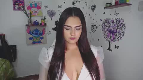 Nina  online show from 11.09.25