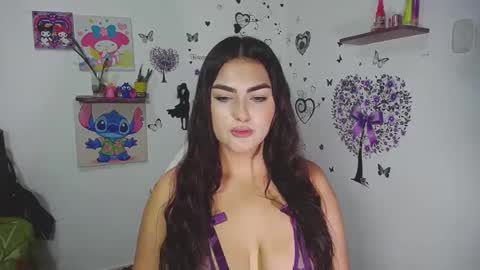 Nina  online show from 11.18.25