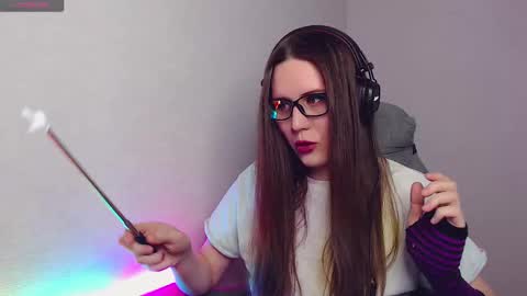 Snapshot of _nymphomaniac__ chatting on 11.21.25 Tracy online show from 11.21.25