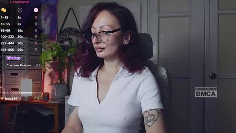 Snapshot of _owner_ chatting on 01.09.25 The Supreme Goddess Rose online show from 01.09.25