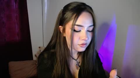 Paris online show from 03.30.26