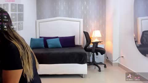  peach1  online show from 12.19.25