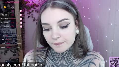 Snapshot of _peni_wise_ chatting on 12.26.24 _peni_wise_ online show from 12.26.24