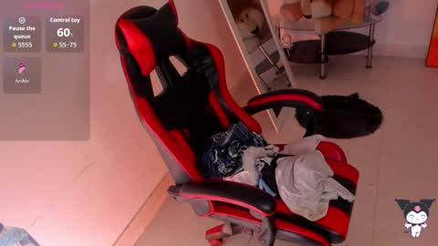 Stefany online show from 10.22.25