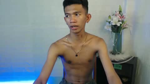 Snapshot of _rellvanxx chatting on 03.02.25 _rellvanxx online show from 03.02.25