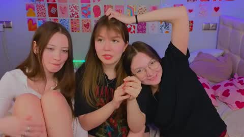 LISSAPVT IS OPEN online show from 02.21.25