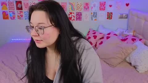 LISSAPVT IS OPEN online show from 02.22.25