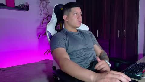 Roberto online show from 10.14.25