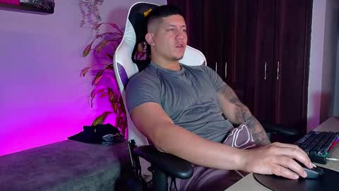 Roberto online show from 10.24.25