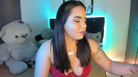 Snapshot of _rosi_berlin_ chatting on 12.15.24 _rosi_berlin_ online show from 12.15.24