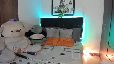 Snapshot of _rosi_berlin_ chatting on 03.12.25 _rosi_berlin_ online show from 03.12.25
